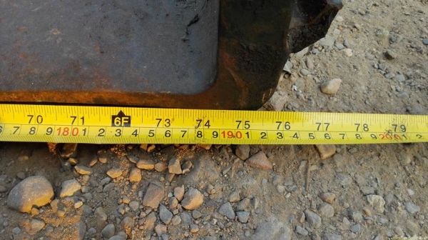 ==== SOLD ==== งาโฟล์คลิฟ ยาว 1.9 เมตร ใช้กับรถขนาด 2-3 ตัน สภาพสวยเดิมๆ พร้อมใช้งาน.