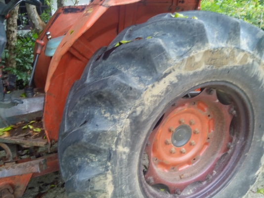 คูโบต้า  M 5000    (รถห้างแท้) พร้อมใช้งาน  เล่มติดมือ..