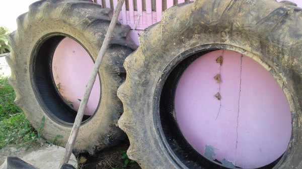 ขายตามสภาพยางรถไถ50แรง