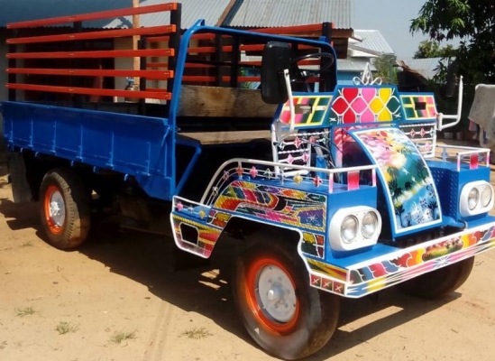 ขายรถอีแต๋น ISUZU ELF 74 แรง เพลาลอย 4 ล้อ กระบะเหล็กคอกไม่ความยาว 3.20 เมตรสภาพดีสวยพร้อมบรรทุกได้เลยครับ เครื่องยนต์แรงดีแห้งดีไม่มีเยิ้ม พวงมาลัยธรรมดา ระบบเกียร์เดิมๆเข้าง่าย ขับขี่คล่องตัวดี ช่วงล่างแน่นคัชซีหน้า 5 ยางสภาพดีประมาณ 60\% พร้อมใช้งาน เอก