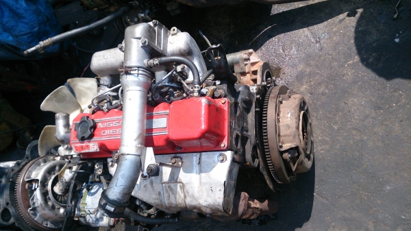 เครื่องนิสสัน BD25 ฝาแดงเครื่องสวยพร้อมใช้