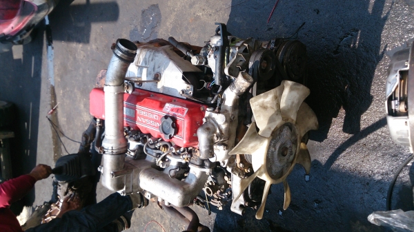 เครื่องนิสสัน BD25 ฝาแดงเครื่องสวยพร้อมใช้