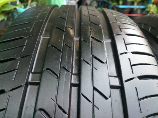 ขายยาง บริดสโตน 195/60R16  ยางสัปดาห์ที่20ปี14  ยางดอกเต็มสวยสดไม่มีปะ จำนวน 1 ชุด