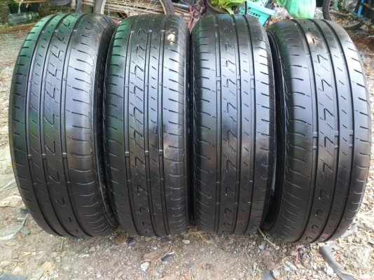 ขายยาง บริดสโตน อีโคเปีย 205/65R15 ยางสัปดาห์ที่26 ปี14 ดอกยางหนาเต็มสดนิ่มลึกเท่ากันไม่ร้าวไม่แตกบายไม่มีปะสวยๆ จำนวน 1 ชุด ขายยาง บริดสโตน อีโคเปีย 205/65R15 ยางสัปดาห์ที่26 ปี14 ดอกยางหนาเต็มสดนิ่มลึกเท่ากันไม่ร้าวไม่แตกบายไม่มีปะสวยๆ จำนวน 1 ชุด