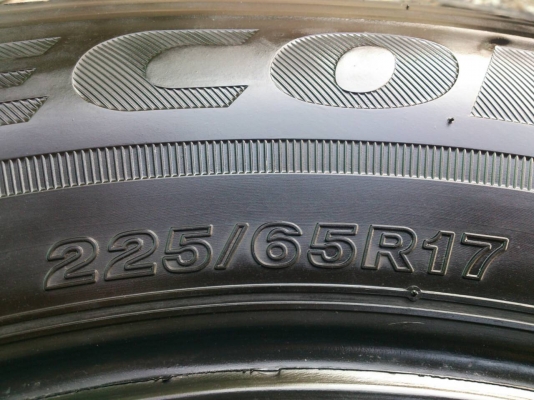 ขายยาง บริดสโตน อีโคเปีย 225/65R17 ยางสัปดาห์ที่29 ปี14 ดอกยางหนาเต็มสดนิ่มลึกเท่ากันไม่ร้าวไม่แตกลายสวยๆ จำนวน 1 ชุด ขายยาง บริดสโตน อีโคเปีย 225/65R17 ยางสัปดาห์ที่29 ปี14 ดอกยางหนาเต็มสดนิ่มลึกเท่ากันไม่ร้าวไม่แตกลายสวยๆ จำนวน 1 ชุด