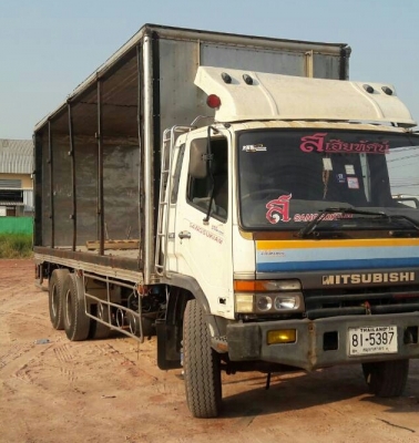 สิบล้อ มิตซู  FUSO FN617 LNC -225โบว์ ปี49 ช่วงยาว 7.60ม รถสภาพดีสวยเดิมๆวิ่งงานประจำ เล่มทะเบียนพร้อมโอน ราคาเบาๆ 695,000บ ต่อรองได้