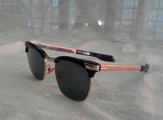 แว่นตาวินเทจโกลด์ฟิลด์ (ทองคำแท้ผสม) VIENNA LINE made in Austria 14K