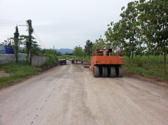 ขายรถบดล้อยาง7ล้อ