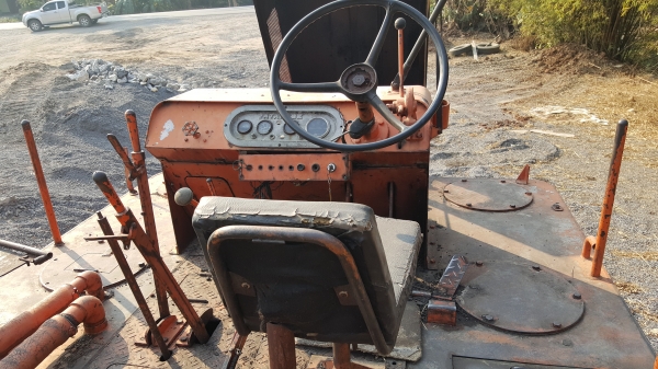 ขายรถบดล้อยาง7ล้อ