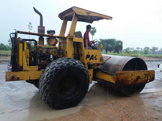 ขายรถบด CAT CS 563 เอกสารใบแจ้งจำหน่าย 2 เพลาเปลือกเดียว 11130 กก, สั่นสะเทือน ราคา 580000