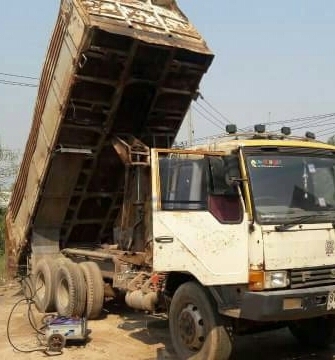 สิบล้อ มิตซู ไอ้หลง FN 527MA 195 ดั้ม 2เพา สโลส 6 เกียร์เดืม สภาพเดิมๆพร้อมใช้งาน เล่มทะเบียนพร้อมโอน สิบล้อ มิตซู ไอ้หลง FN 527MA 195 ดั้ม 2เพา สโลส 6 เกียร์เดืม สภาพเดิมๆพร้อมใช้งาน เล่มทะเบียนพร้อมโอน