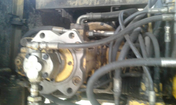 ขายรถแบคโฮ KOBELCO SK200-/// ราคา 400000