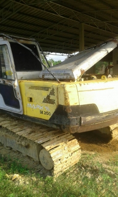 ขายรถแบคโฮ KOBELCO SK200-/// ราคา 400000