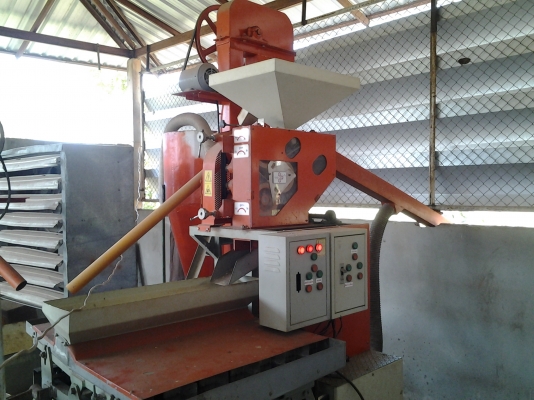 ขายโรงสีข้าวนาทวี ใช้งานน้อยมาก ราคา 110,000 บาท