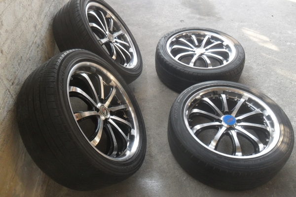 ล้อแม็ก17นิ้ว4รู100 พร้อมยาง สวยๆ 4 ล้อ ราคา 6750 บาท ล้อแม็ก17นิ้ว4รู100 พร้อมยาง สวยๆ 4 ล้อ ราคา 6750 บาท