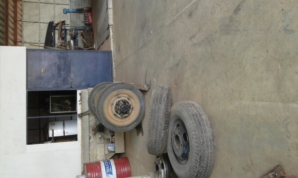 เฟืองท้าย 120  พร้อมกระทะล้อ และยาง  7.50 4เส้น