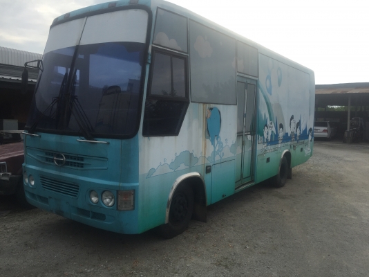 ขายHINO บัสช่วงสั้น 7.50 ฝาข้างเปิดได้รถจัดแสดงงานมีเวทีไฮดรอลิค 089-4324977