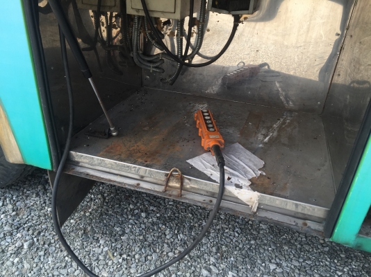 ขายHINO บัสช่วงสั้น 7.50 ฝาข้างเปิดได้รถจัดแสดงงานมีเวทีไฮดรอลิค 089-4324977 ขายHINO บัสช่วงสั้น 7.50 ฝาข้างเปิดได้รถจัดแสดงงานมีเวทีไฮดรอลิค 089-4324977