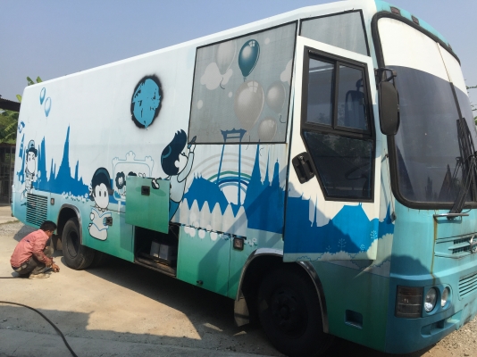 ขายHINO บัสช่วงสั้น 7.50 ฝาข้างเปิดได้รถจัดแสดงงานมีเวทีไฮดรอลิค 089-4324977 ขายHINO บัสช่วงสั้น 7.50 ฝาข้างเปิดได้รถจัดแสดงงานมีเวทีไฮดรอลิค 089-4324977