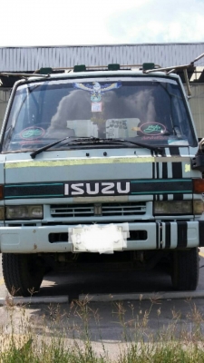 หกล้อ อีซูซุ ร็อค FTR13SA195ปี46พื้นเรียบ ยาว7.20ม สภาพดีสวยบางเดิมพร้อมใช้ ทะเบียนพร้อมโอน