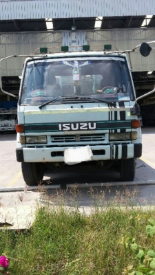 หกล้อ อีซูซุ ร็อค FTR13SA195ปี46พื้นเรียบ ยาว7.20ม สภาพดีสวยบางเดิมพร้อมใช้ ทะเบียนพร้อมโอน