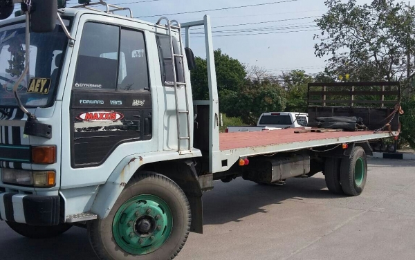 หกล้อ อีซูซุ ร็อค FTR13SA195ปี46พื้นเรียบ ยาว7.20ม สภาพดีสวยบางเดิมพร้อมใช้ ทะเบียนพร้อมโอน