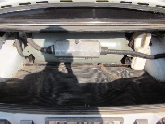 รถเก่ง Nissan Sunny ติดแก๊สแล้วครับผมขายให้ญาติผมครับ รถเก่ง Nissan Sunny ติดแก๊สแล้วครับผมขายให้ญาติผมครับ