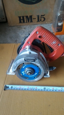 เครื่องตัดคอนกรีต ,ตัดกระเบื้อง Maktec รุ่น MT410 ใช้ตัดคอนกรีต ,ตัดหินแกรนิต ,ตัดหินอ่อน ,ตัดกระเบื้องได้ -ใช้ได้ทั้งกับใบตัดเปียกและ ใบตัดแห้ง