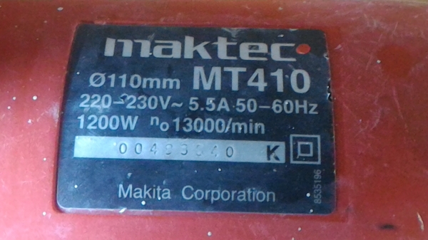 เครื่องตัดคอนกรีต ,ตัดกระเบื้อง Maktec รุ่น MT410 ใช้ตัดคอนกรีต ,ตัดหินแกรนิต ,ตัดหินอ่อน ,ตัดกระเบื้องได้ -ใช้ได้ทั้งกับใบตัดเปียกและ ใบตัดแห้ง