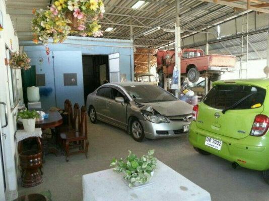 เซ้งกิจการอู่รถยนต์ อยู่ในตัวเมือง อ.เมือง จ.เพชรบุรี