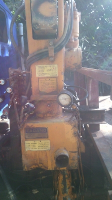 เครน1ตันสามชักยี่ห้อทาดาโน่สนใจติดต่อ0810146200หนุ่ม