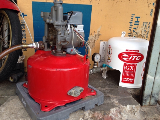 ขายปั้มน้ำอัตโนมัติ ITC(Hitachi) 150W สภาพสวย วิ่งนิ่ม ตรวจเช็คแรงดันเรียบร้อย ไม่มีรั่วซึม พร้อมใช้งาน