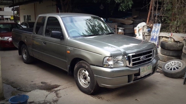 Ford ranger open cab สีเทาสวยๆ ราคา 175,000 ครับ +++++++++