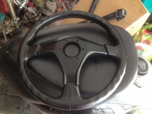 วง NARDI เเท้สามก้านเก่าญี่ปุ่นสภาพดีตามรูปครับ วง NARDI เเท้สามก้านเก่าญี่ปุ่นสภาพดีตามรูปครับ