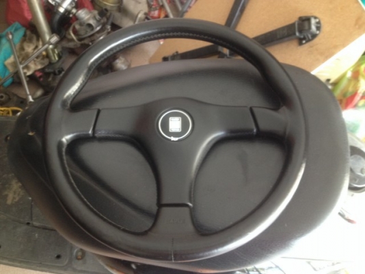 วง NARDI เเท้สามก้านเก่าญี่ปุ่นสภาพดีตามรูปครับ