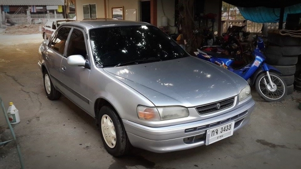 รถสวยราคาถูกอีกแล้วครับท่าน ++ รถ Toyota corolla ตูดเป็ด ติดแก๊ส Lpg +++++++ 65,000 ฿