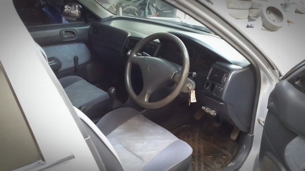 รถสวยราคาถูกอีกแล้วครับท่าน ++ รถ Toyota corolla ตูดเป็ด ติดแก๊ส Lpg +++++++ 65,000 ฿