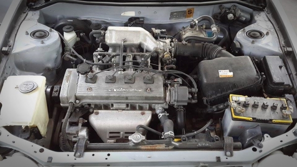 รถสวยราคาถูกอีกแล้วครับท่าน ++ รถ Toyota corolla ตูดเป็ด ติดแก๊ส Lpg +++++++ 65,000 ฿