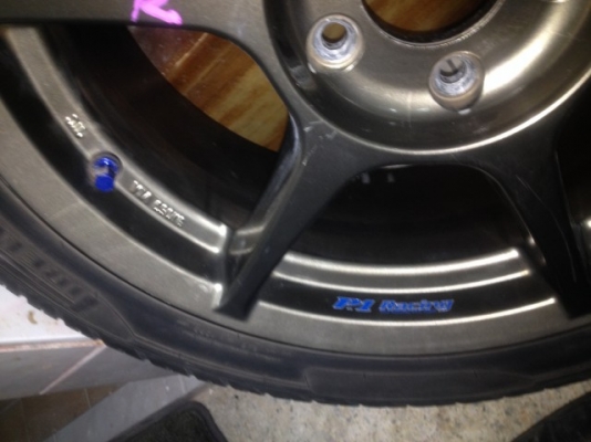 P1 เเท้ 17กว้าง7นิ้วอ๊อฟ43 ทั้ง4วง5รู114 เก่าญี่ปุ่นเเท้สีเดิมๆสวยๆยางติดมาใช้ไม่ได้ P1 เเท้ 17กว้าง7นิ้วอ๊อฟ43 ทั้ง4วง5รู114 เก่าญี่ปุ่นเเท้สีเดิมๆสวยๆยางติดมาใช้ไม่ได้