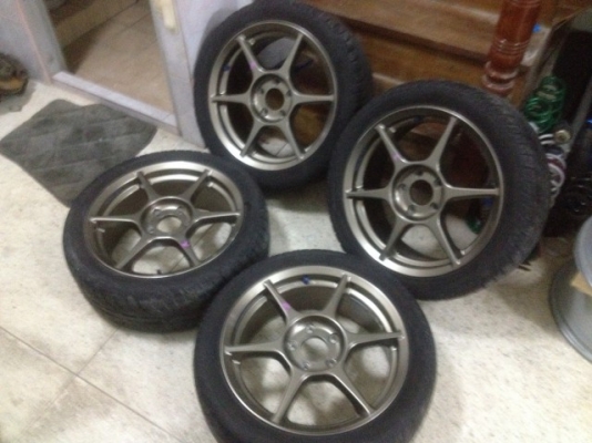 P1 เเท้ 17กว้าง7นิ้วอ๊อฟ43 ทั้ง4วง5รู114 เก่าญี่ปุ่นเเท้สีเดิมๆสวยๆยางติดมาใช้ไม่ได้ P1 เเท้ 17กว้าง7นิ้วอ๊อฟ43 ทั้ง4วง5รู114 เก่าญี่ปุ่นเเท้สีเดิมๆสวยๆยางติดมาใช้ไม่ได้