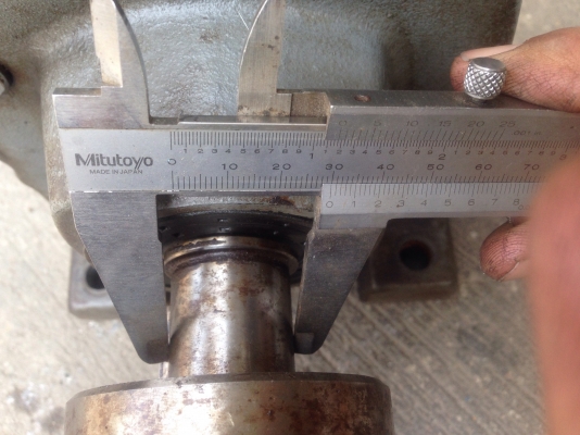 ขายมอเตอร์เกียร์ SEW eurodrive 1HP. 380V อัตราทด 1:26 สภาพสวย วิ่งนิ่มเดิมๆ พร้อมใช้งาน มี 2ตัวครับ ขายมอเตอร์เกียร์ SEW eurodrive 1HP. 380V อัตราทด 1:26 สภาพสวย วิ่งนิ่มเดิมๆ พร้อมใช้งาน มี 2ตัวครับ