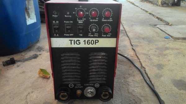 ตู้เชื่อม สแตนเลจ ยี่ห้อPANATRON TIC 160 ใช้ได้สองระบบ