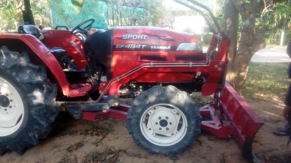 ขาย แทร๊กเตอร์ยันม่า EF494T ขาย แทร๊กเตอร์ยันม่า EF494T