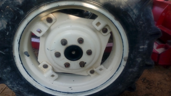 ขาย แทร๊กเตอร์ยันม่า EF494T ขาย แทร๊กเตอร์ยันม่า EF494T