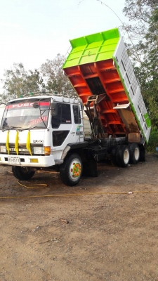 ขายรถบรรทุก10ล้อมิตซูบิชิสองเพลาด้ัม