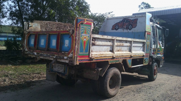 ขาย495000บาท รถฮี่โน่6ล้อดั้มเครื่อง195แรง สภาพดีพร้อมใช้