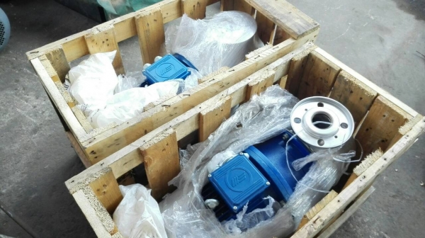 ปั้มน้ำสแตนเลส LOWARA Made in ITALY ขนาด 10 HP. 380V. เข้า 2.5"- 2" ของใหม่อยู่ในลัง 100\% พร้อมคู่มือ!!