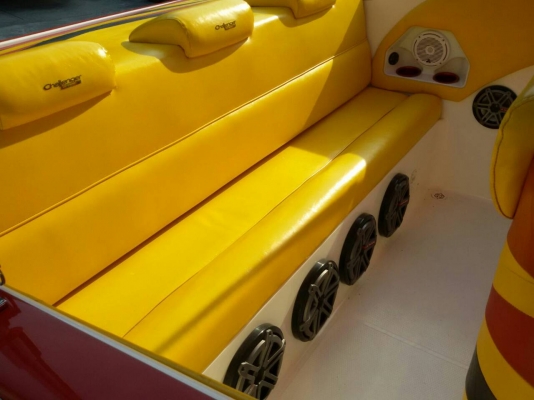 ขายเรือเร็วสวยที่สุดในเมืองไทยพร้อมแล้วครับ.... Challenger DC33 2006 เครื่อง mercruiser 496 mag สองเครื่อง...ใช้งาน 190ชม...ตรวจเช็คเรียบร้อย..เซอร์วิสเรียบร้อย..พร้อมใช้งานครับผม.. ราคา 3.2ล้าน ครับ...