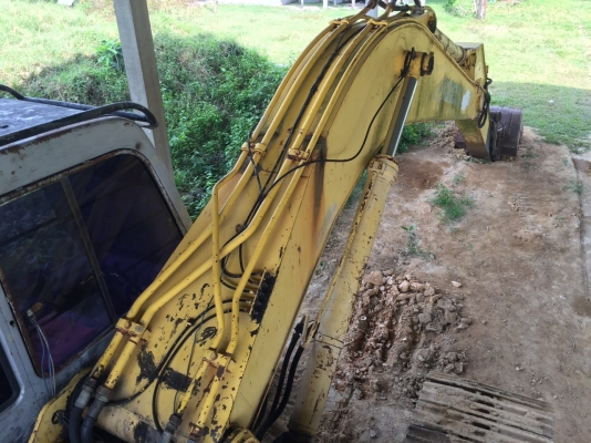 รถขุด SK200-3 M///..S/N16091..รถเดิมใช้งานได้ปกติ..รถดี สีสรรย์ไม่สวย