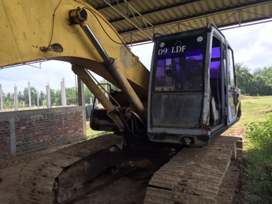 รถขุด SK200-3 M///..S/N16091..รถเดิมใช้งานได้ปกติ..รถดี สีสรรย์ไม่สวย